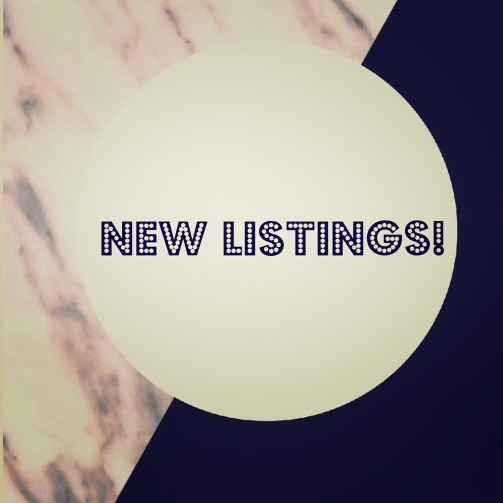 NEW LISTINGS! All reasonable offers accepted 🤗